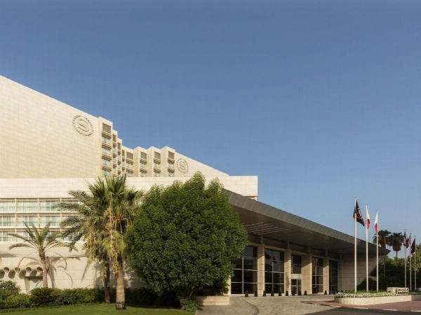 Sheraton Dubai Creek Hotel And Towers image 1